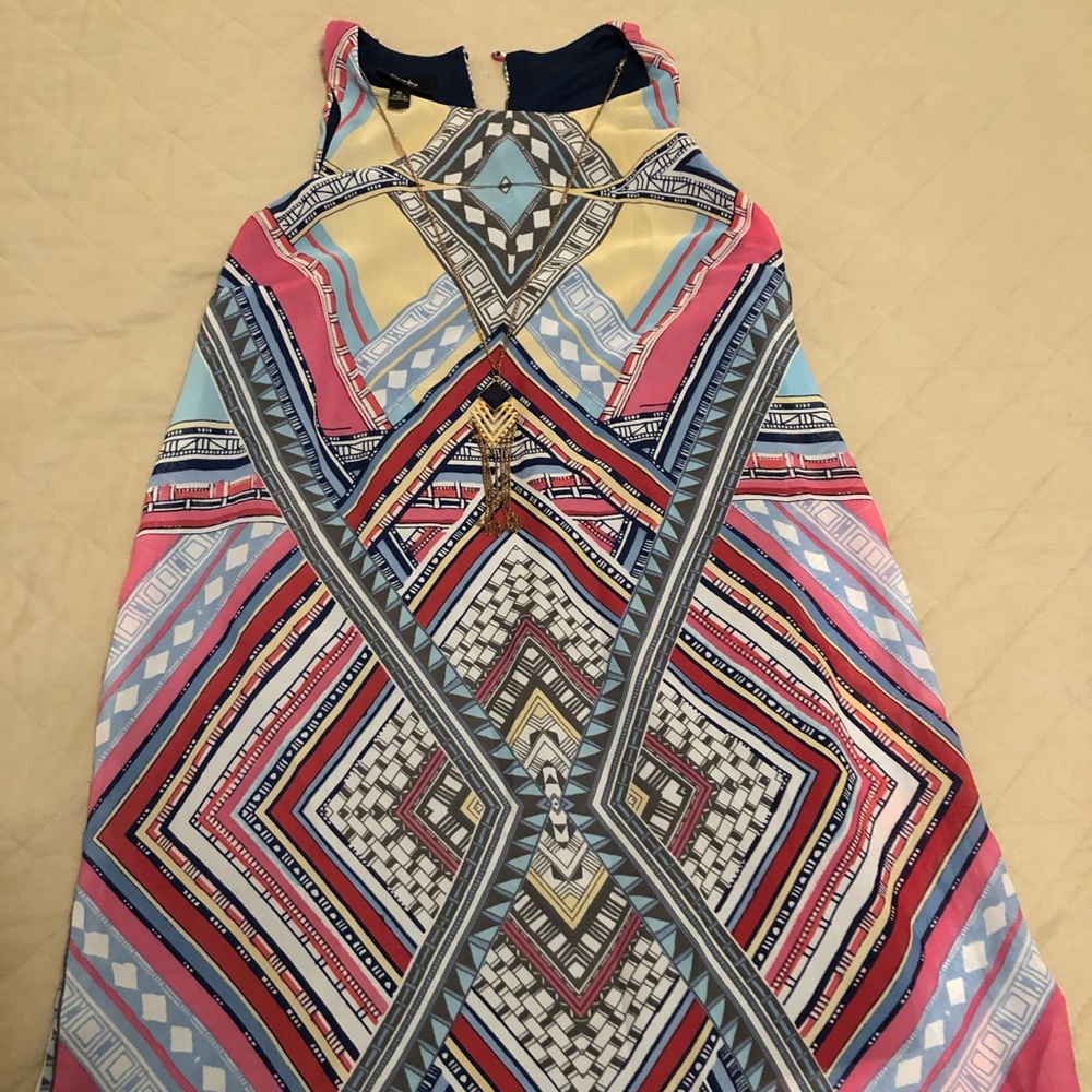 Short, straight dress w/ necklace attachment